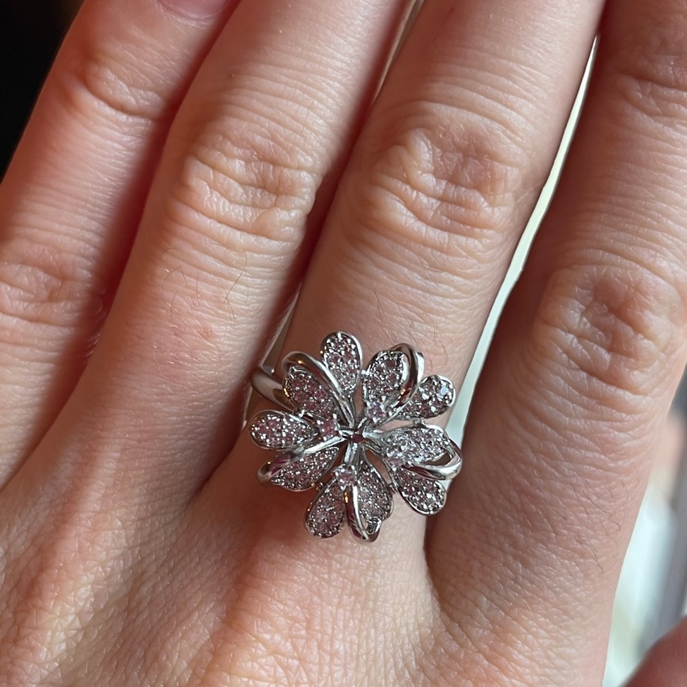 Flower 925 Silver Ring Round Cut White Sapphire - Picture 4 of 6